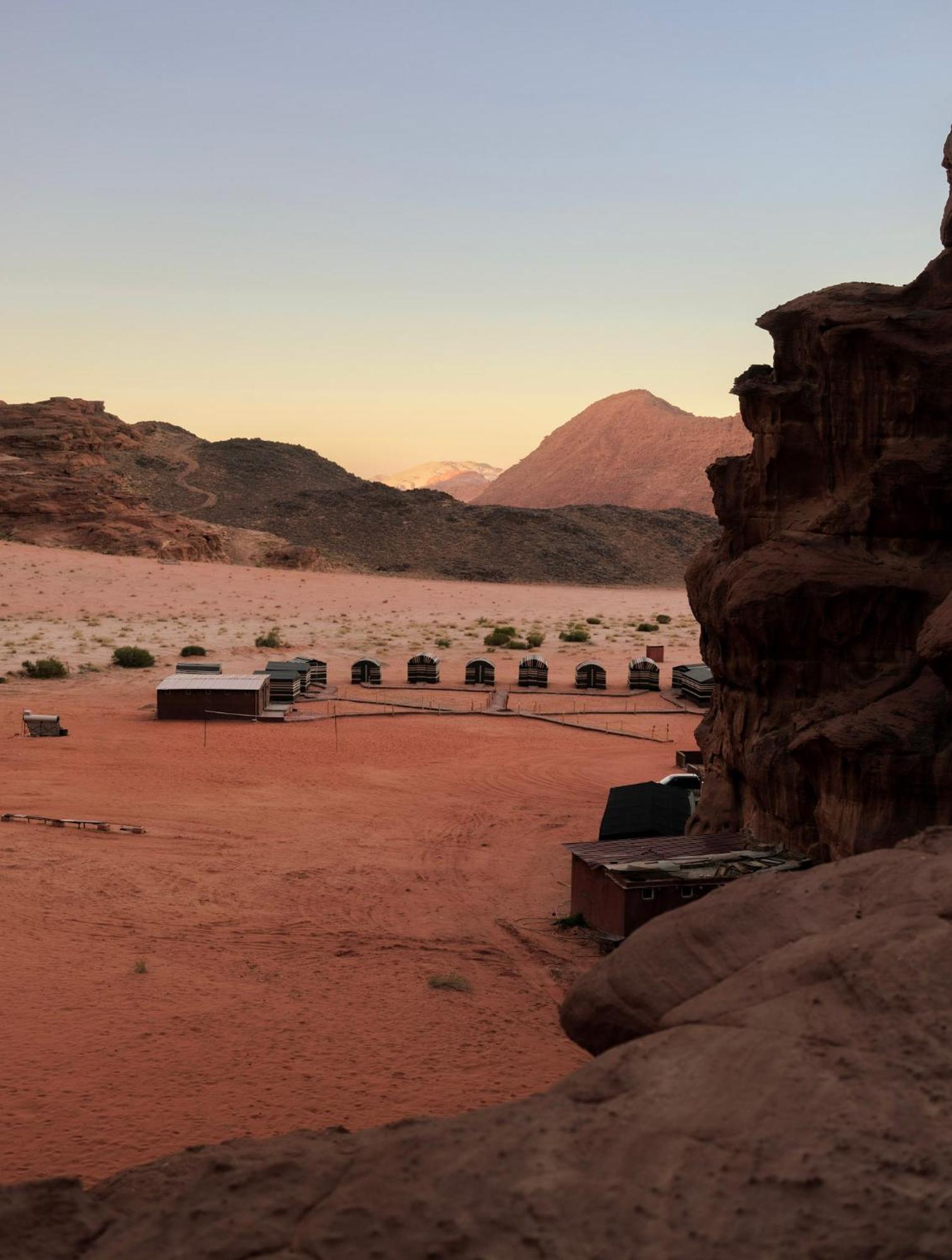 Hotel Bedouin Nights Camp Wadi Rum Exterior foto