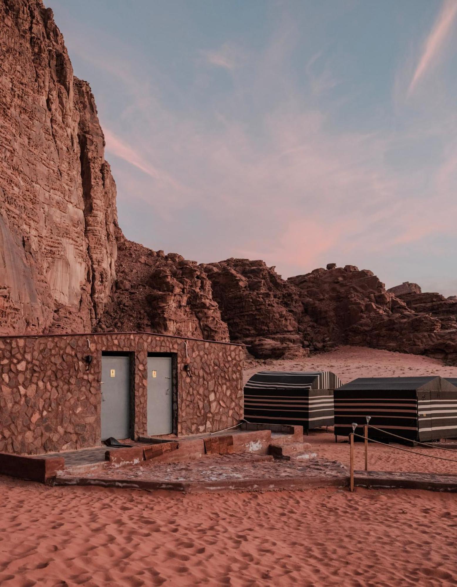 Hotel Bedouin Nights Camp Wadi Rum Exterior foto